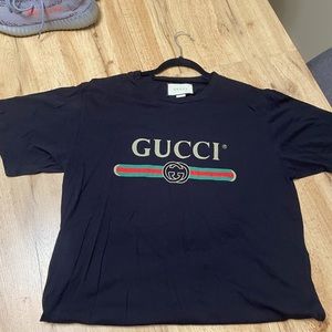 MENS GUCCI T SHIRT - SPECIAL EDITION - WORN ONCE/LIKE BRAND NEW!